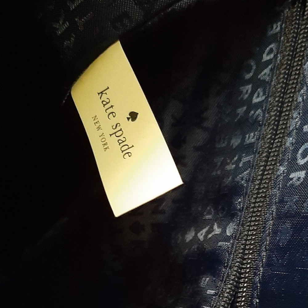 Kate Spade New York Bridge Place Small Francisca Leather Tote - Picture 5 of 7